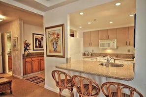 Fridge, microwave, dishwasher, cookware/dishes/utensils