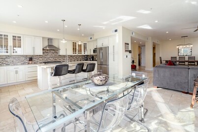 Luxurious Ocean View Villa