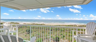 Upea TOP-kerros - Oceanfront ylellinen huoneisto autotallissa!