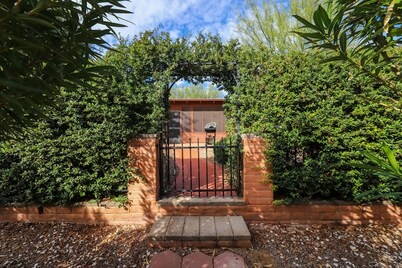 Save 15% off the one day rate when you book 28 days or more!