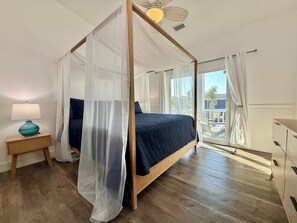 5 slaapkamers, een strijkplank/strijkijzer, wifi, beddengoed
