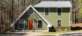 Impressionante Cabina Lakefront Lakehouse In Lagrange