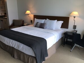 1 bedroom, in-room safe, desk, iron/ironing board