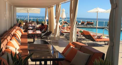 Luxury King Studio with Ocean View Private Balcony- Historic Coconut Grove!