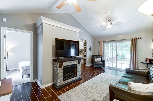 Cottage in Loveland w/ River access & bike trail!