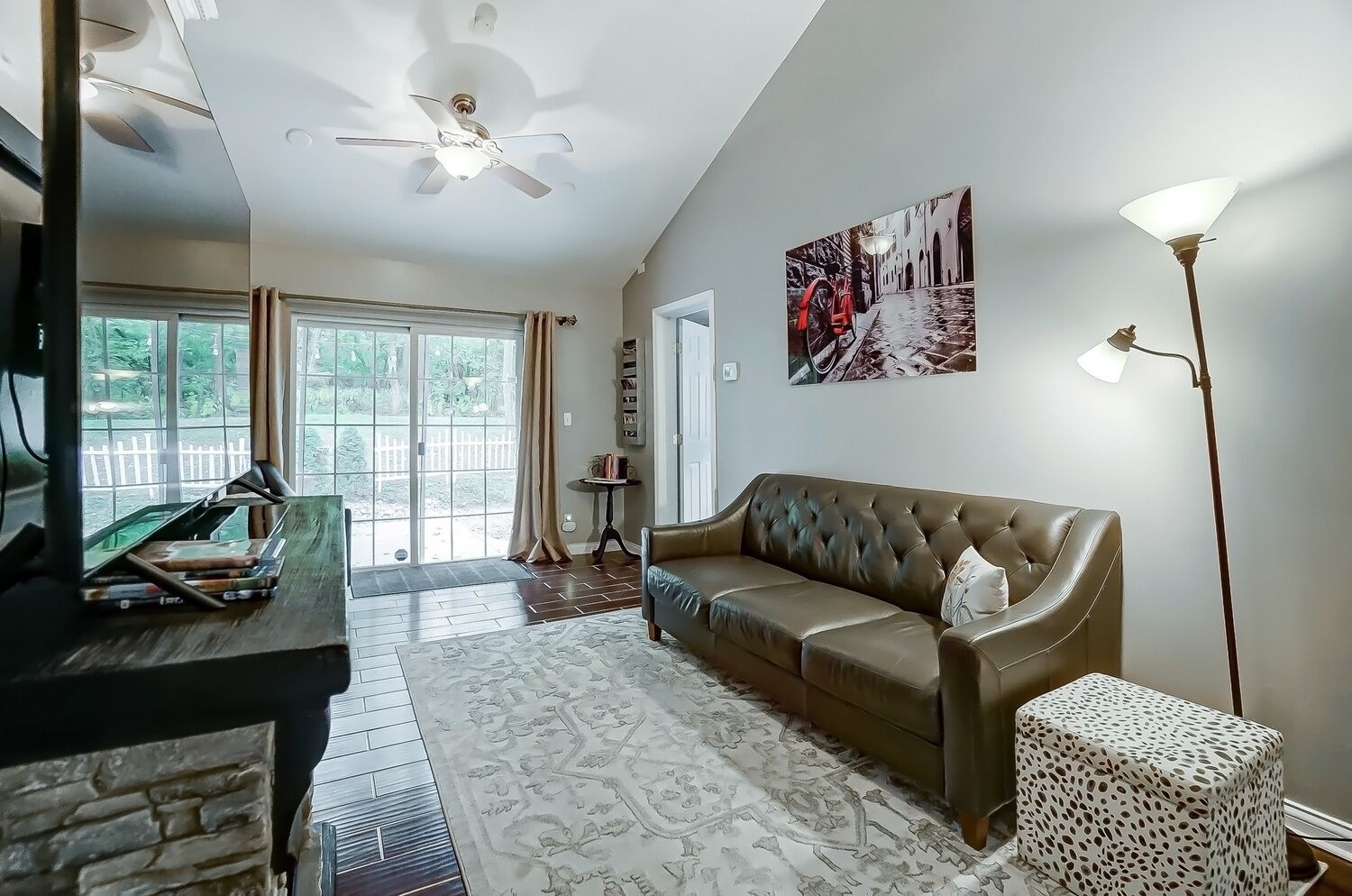 Smart TV, fireplace, video games, DVD player