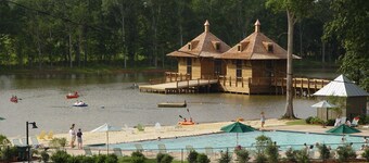 NEW, roomy, thoughtfully designed, perfect for executive or restful getaway,