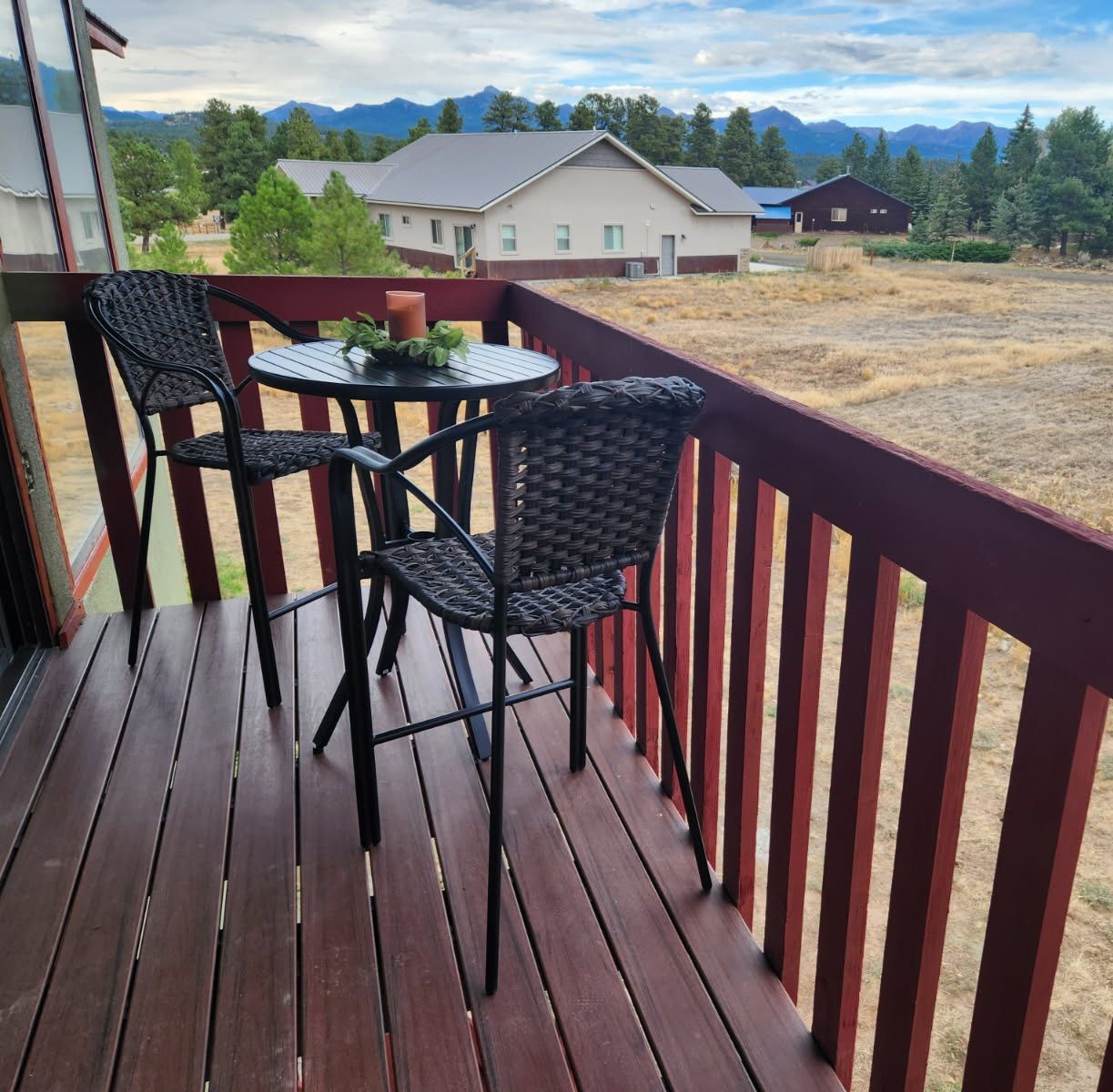 Upper level deck