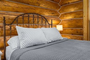 2 bedrooms, travel crib, WiFi, bed sheets