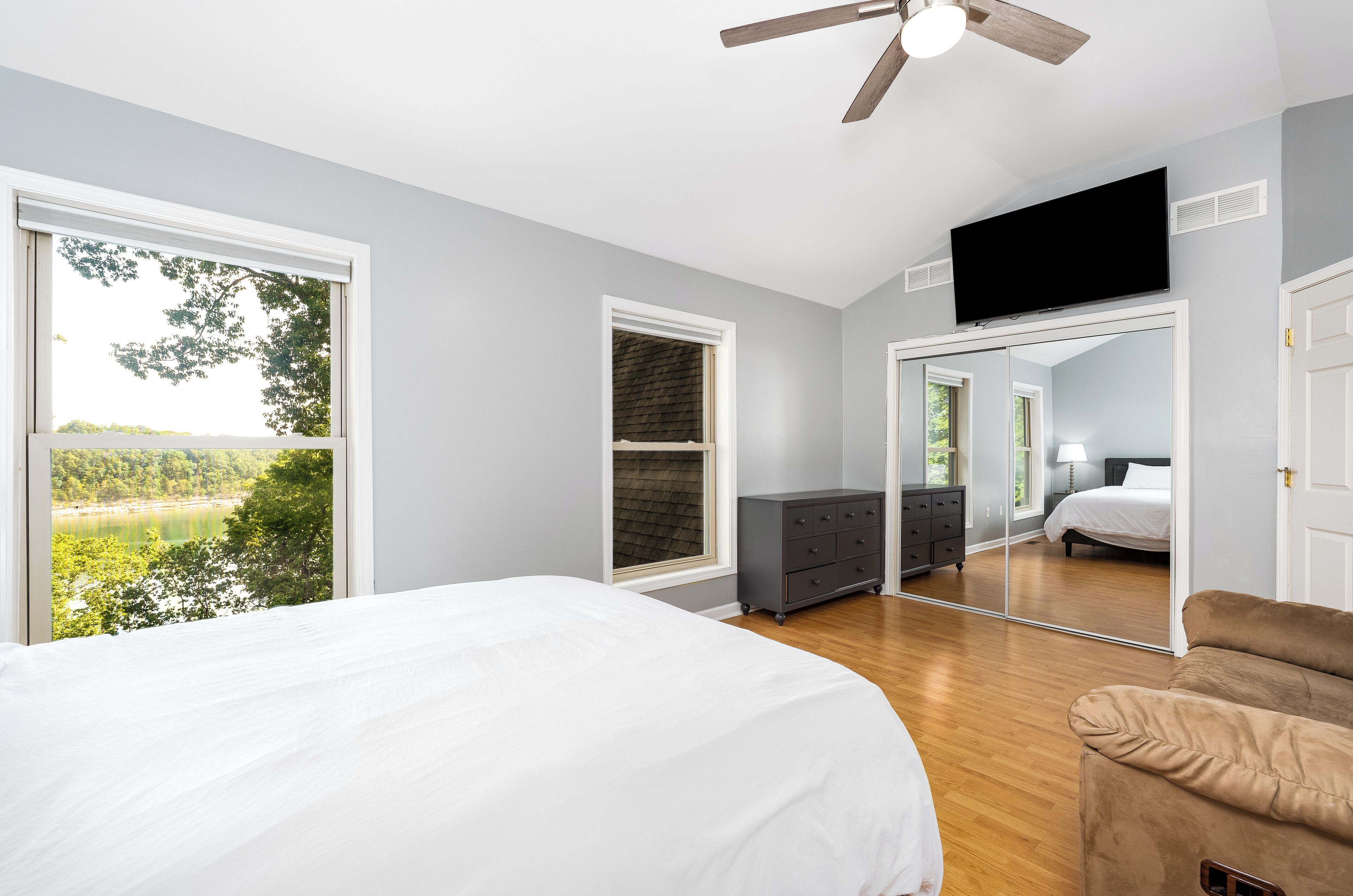 4 chambres, Wi-Fi gratuit, draps fournis
