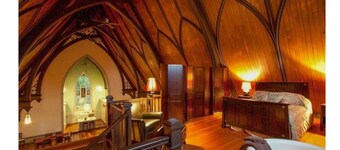 Enjoy vacationing in a historic Church! No additional fees