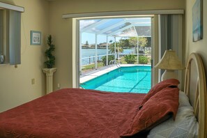 3 soverom, strykejern/-brett, wi-fi og sengetøy