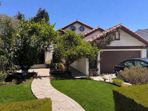 SLO Getaway • Hot Tub • 5BR Excellent for Family, Friends and Wedding Groups