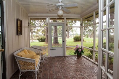 Heated Pool, Private Tennis/Pickleball Court, Private Dock on Satilla River