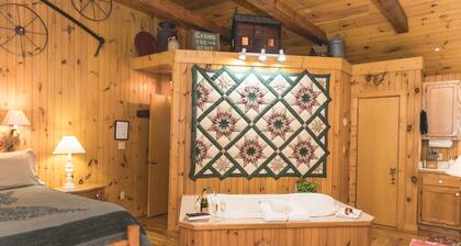 Deerfield Honeymoon Cottage at Autumn Ridge