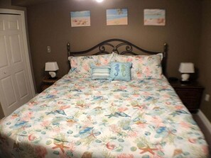 1 bedroom, iron/ironing board, free WiFi, bed sheets
