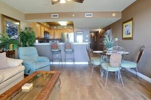 スマートテレビ、DVD プレーヤー