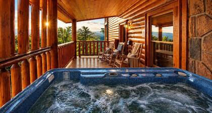 A+ Views & Location! Minutes 2 Dollywood. Hot Tub Games Pet Friendly Resort Pool