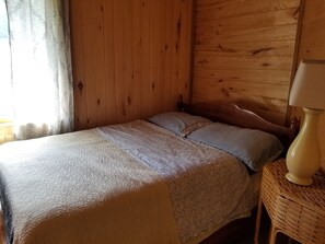 1 Schlafzimmer, Schreibtisch, Reisekinderbett, kostenloses WLAN