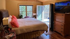 2 bedrooms, iron/ironing board, WiFi, bed sheets - MOUNTAIN VISTA GETAWAY! (Asheville)