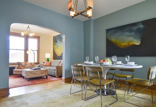 The Bucktown House - Suite #4 - Heart of Wicker/Bucktown, 10 minutes to downtown