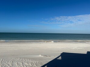 Am Strand, Strandtücher