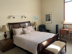 3 chambres, fer et planche à repasser, Wi-Fi gratuit, draps fournis