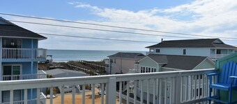 Carolina Beachin upeat näkymät edestä ja takaa, uima-allas ja langaton internet - kunnostettu