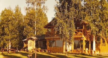 Cómoda casa con cocina en el río Chena. Para toda la familia