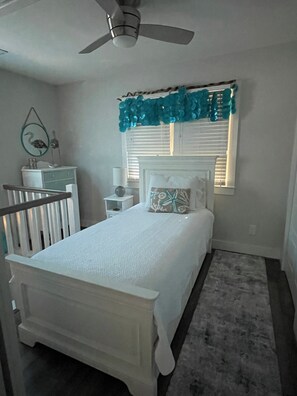 3 dormitoris, planxa i posts de planxar, wifi gratuïta i roba de llit 