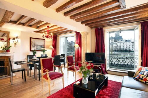 3 BR-2BA Luxury - Ile Saint Louis sur la Seine