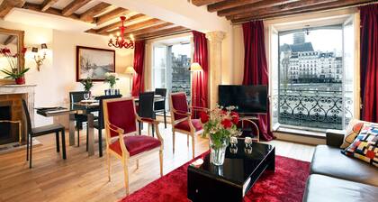 3 BR-2BA Luxury - Ile Saint Louis sur la Seine