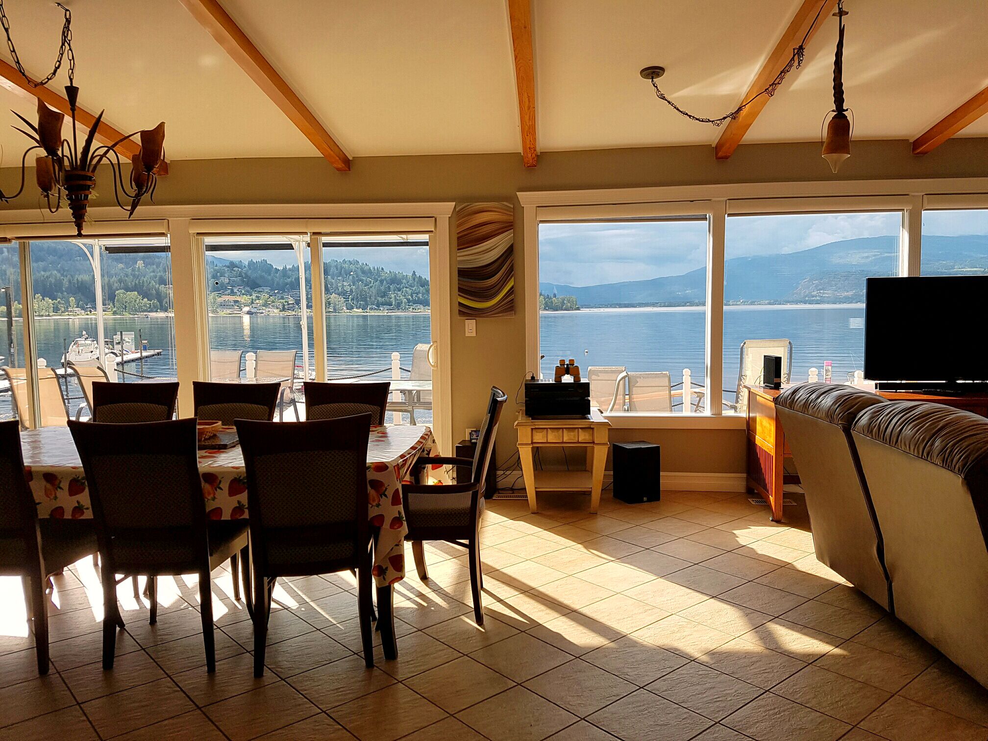 Top 10 LongTerm Rentals In Blind Bay, Canada Trip101