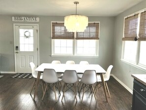 Dining - Beautifully renovated and updated beach block house - close to town!   (Brigantine)