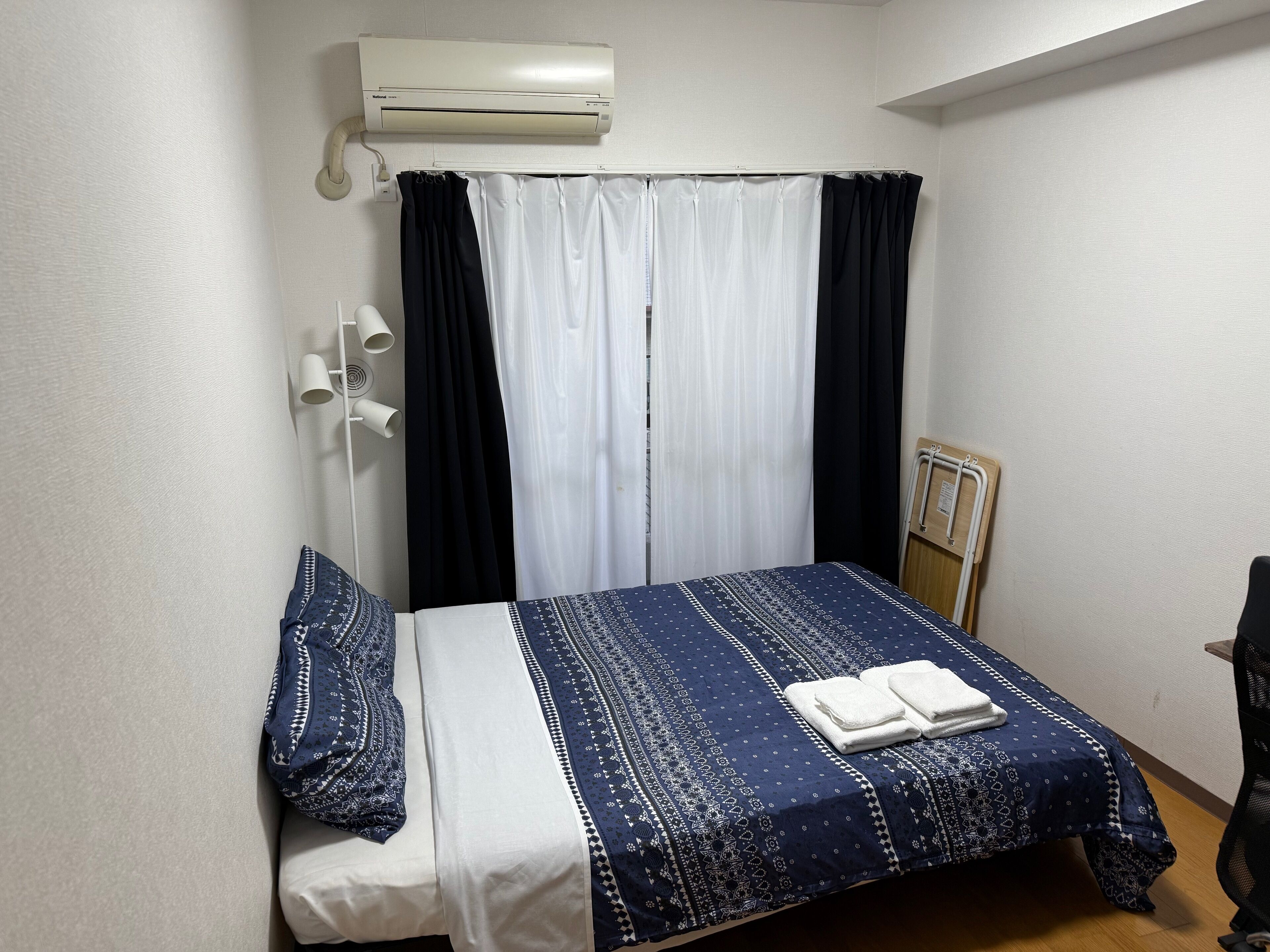 1 室のベッドルーム、アイロン / アイロン台、WiFi、ベッドシーツ