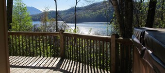 Secluded, lake view with hot tub, billiards, ping pong & hammock 