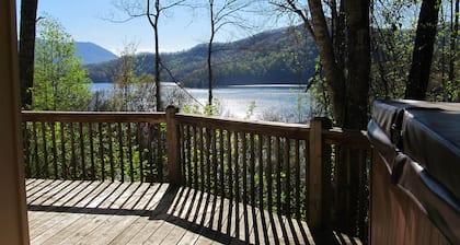 Eristäytynyt, poreallas! Järvenäköala Hytti! Special soita minulle!