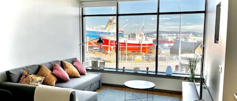 تلفزيون ذكي