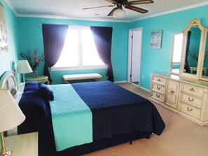 3 makuuhuonetta, silitysrauta/-lauta, ilmainen Wi-Fi, vuodevaatteet