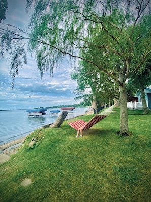 Property grounds - Relaxing Lakefront Cabin, Family + Lake + Dock + Sunset + Be Here, All Year Fun! (Watertown)