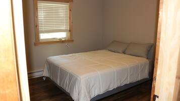 2 bedrooms, iron/ironing board, travel crib, WiFi