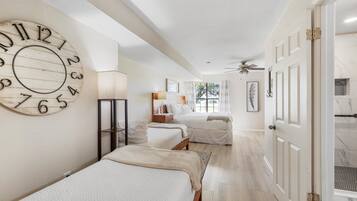 5 bedrooms, desk, iron/ironing board, free WiFi