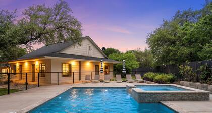 The 5 bedroom Gathering House with pool just 15 minutes outside of Waco, TX.