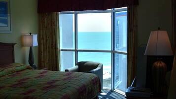 2 Schlafzimmer, BĂŒgeleisen/BĂŒgelbrett, kostenloses WLAN, BettwĂ€sche