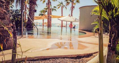 Stunning Sunsets over the Sea! Las Colinas @ Puerta Cortes Resort