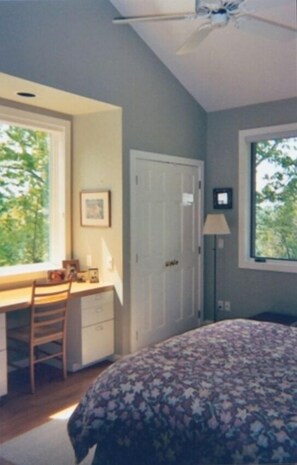 2 slaapkamers, een strijkplank/strijkijzer, wifi, beddengoed