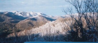 Mountainview House - Luxurious Privacy Above the Clouds