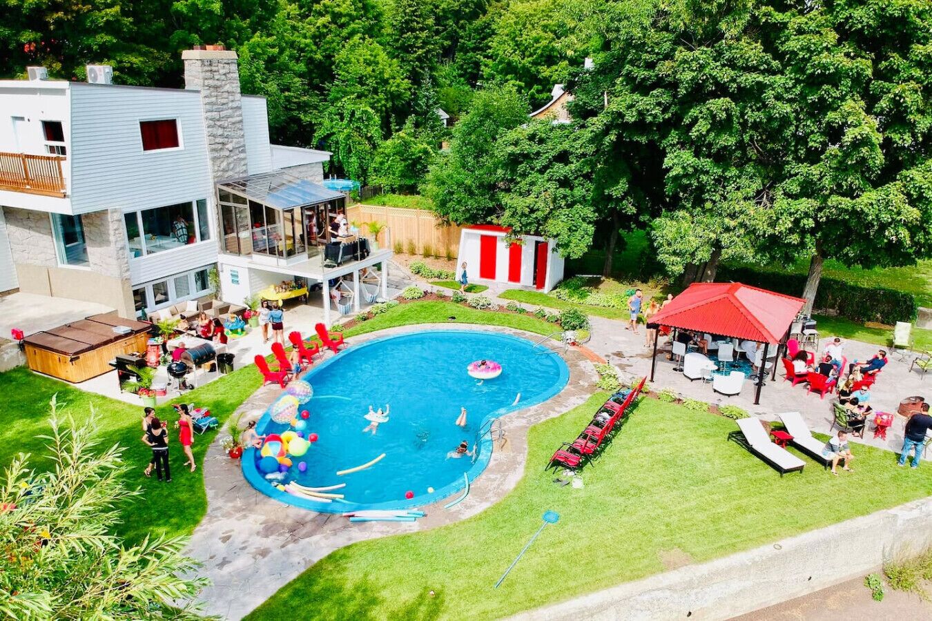 Outdoor pool, a heated pool