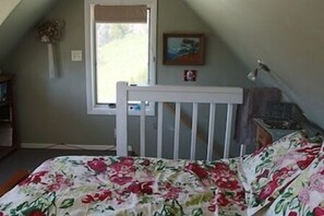 2 soverom, strykejern/-brett, wi-fi (inkludert) og sengetøy