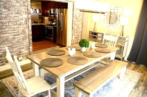 Dining - Luxe 4BR 2BA Getaway w/Large Hot Tub & Private Backyard 10mins from Downtown (Nashville)